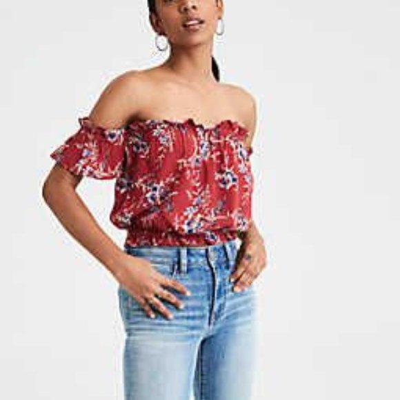 American Eagle Outfitters Tops - American Eagle red floral top printed off shoulder